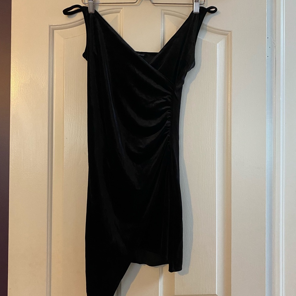 Brand new spaghetti strap velvet dress